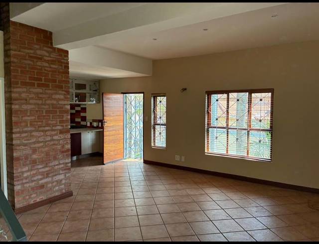 4 BEDROOM PROPERTY TO RENT IN WATERKLOOF RIDGE